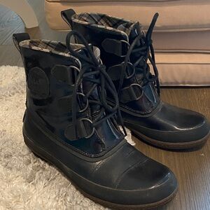 Women’s Sorel Joplin Lace-Up Snow Rain Boot Waterproof Black Boots Plaid Lining